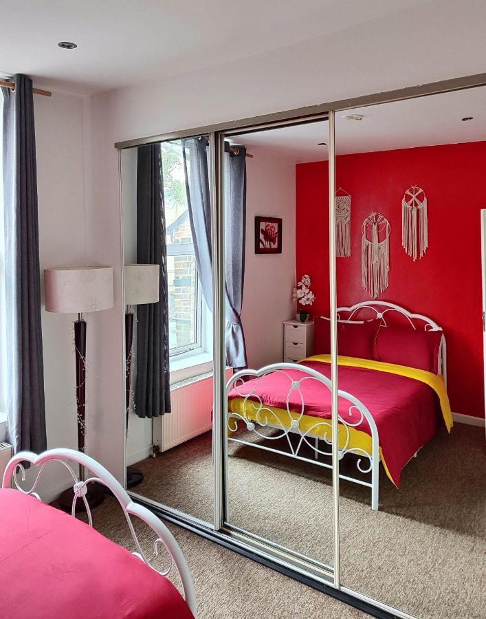 Double Room Lgbt London Exterior photo
