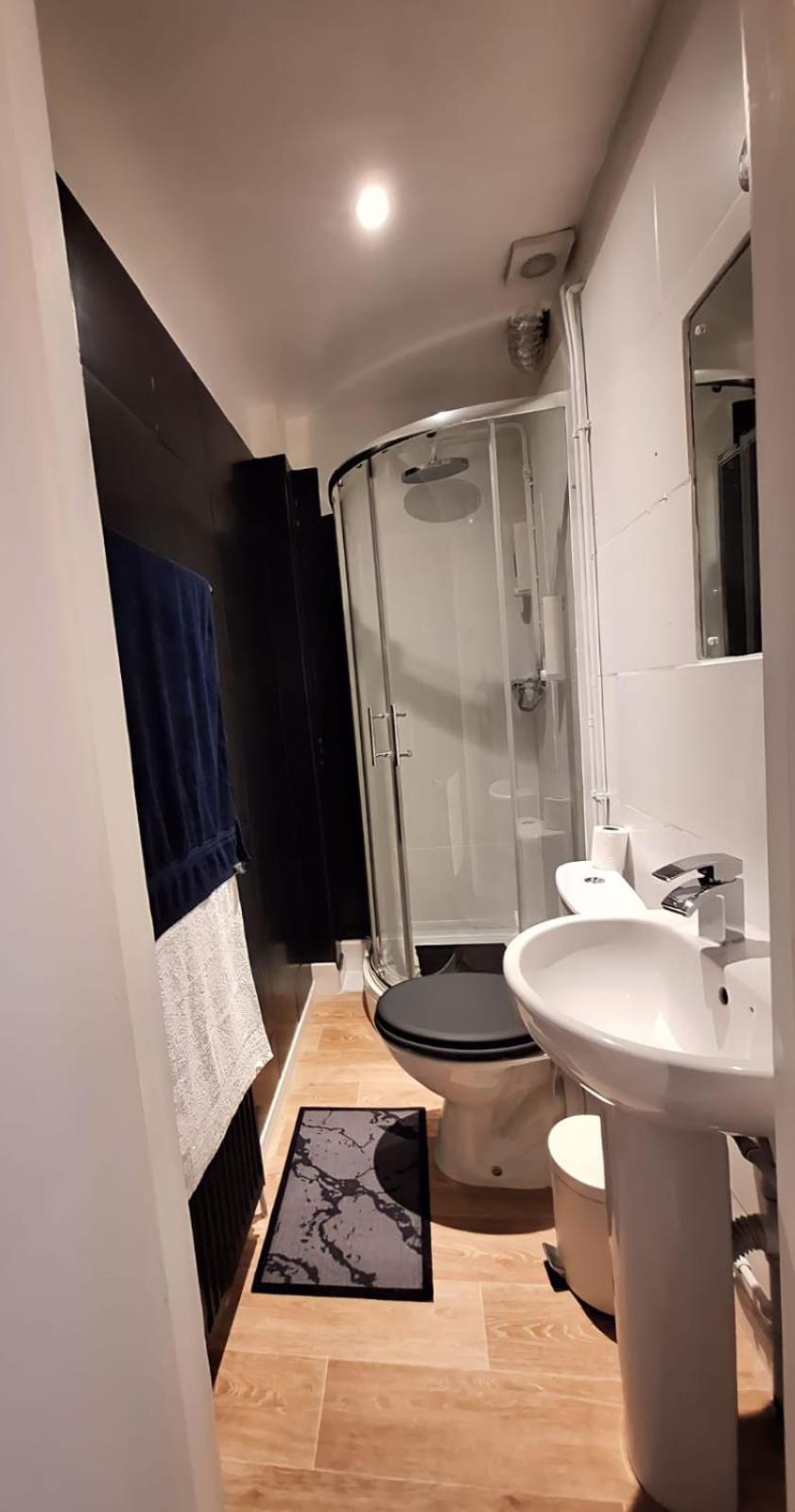 Double Room Lgbt London Exterior photo